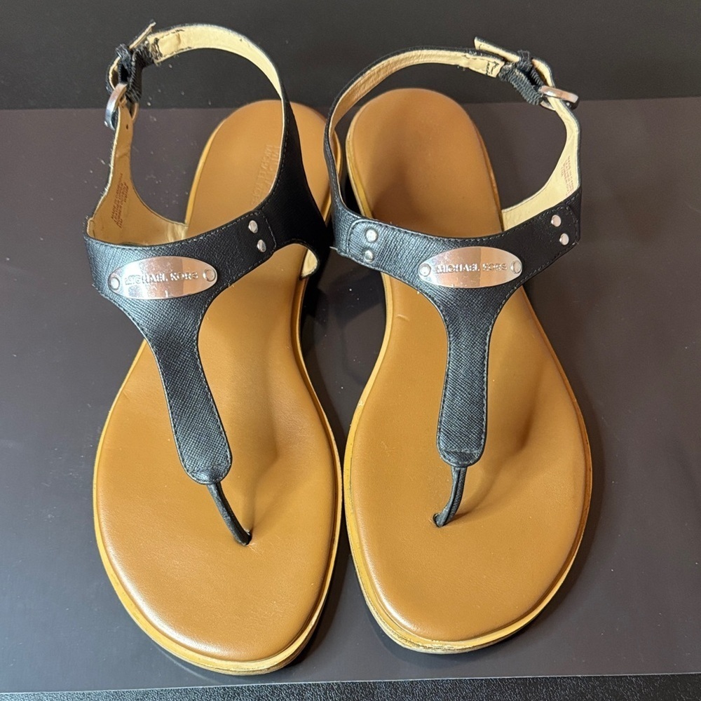 Michael Kors MK Silver Plate Thong Flat Sandals in Black Leather Size 11 Summer - Picture 2 of 9